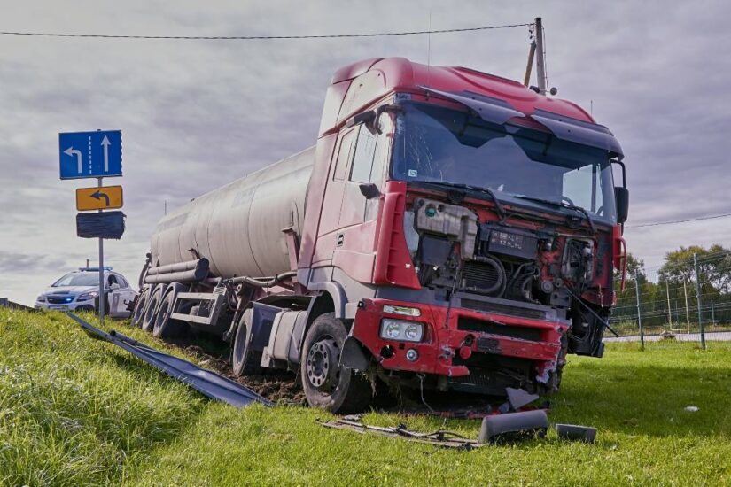 11 Steps To Take After A Truck Accident